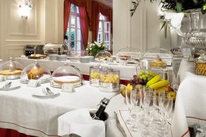 Buffet colazione continentale.