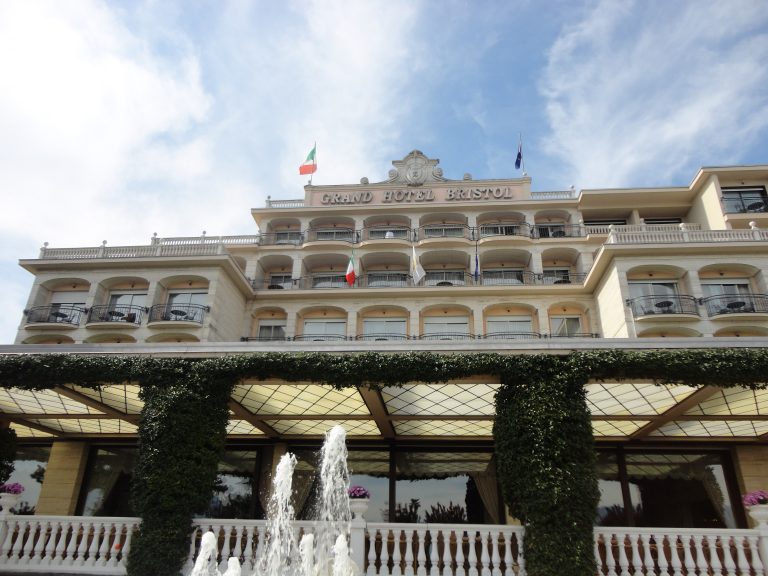 Vista esterna Grand Hotel Bristol.