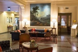 Hall Grand Hotel Sitea.